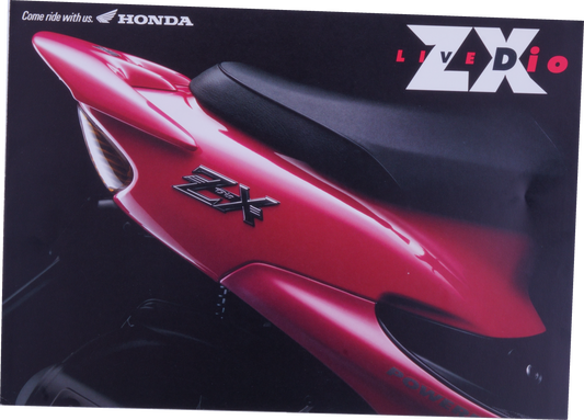 Brochure publicitaire japonaise Honda Dio ZX live